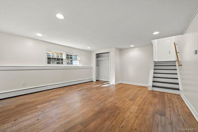 10 Glen Lane, Balmville, NY 12550