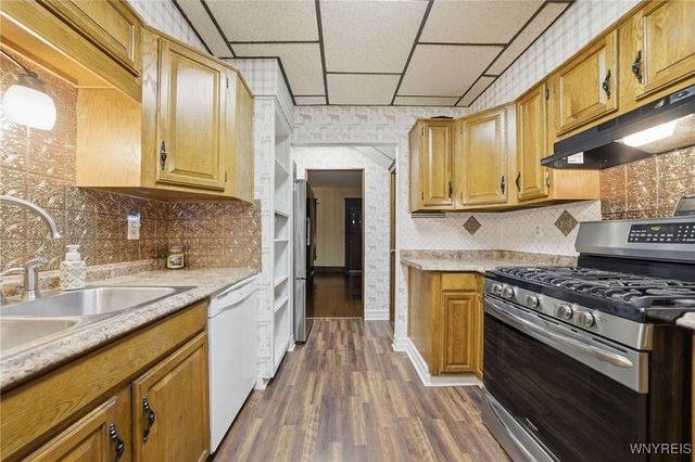 14 Lombardy Street, Lancaster, NY 14086