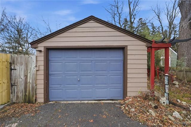 14 Lombardy Street, Lancaster, NY 14086