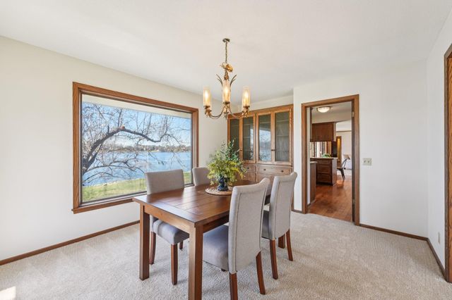 3921 Crystal Lake Boulevard, Robbinsdale, MN 55422