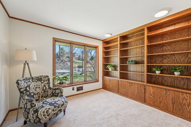 3921 Crystal Lake Boulevard, Robbinsdale, MN 55422