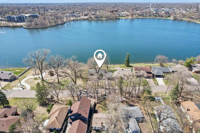 3921 Crystal Lake Boulevard, Robbinsdale, MN 55422