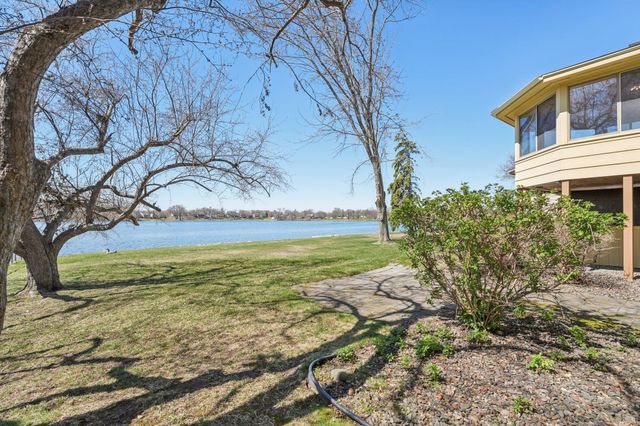 3921 Crystal Lake Boulevard, Robbinsdale, MN 55422