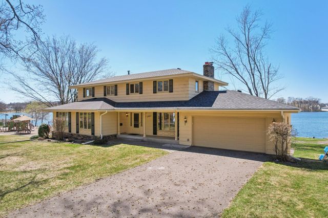 3921 Crystal Lake Boulevard, Robbinsdale, MN 55422