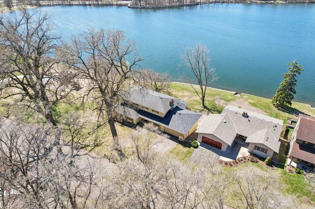 3921 Crystal Lake Boulevard, Robbinsdale, MN 55422