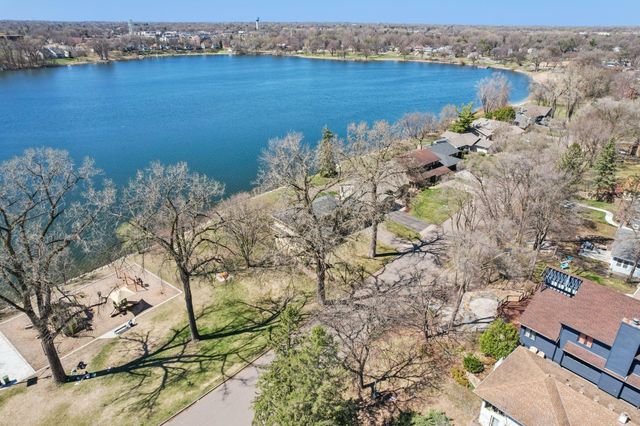 3921 Crystal Lake Boulevard, Robbinsdale, MN 55422