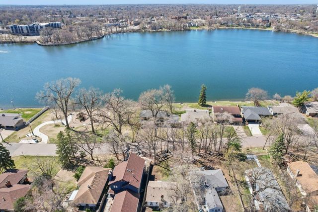 3921 Crystal Lake Boulevard, Robbinsdale, MN 55422