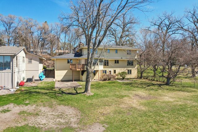 3921 Crystal Lake Boulevard, Robbinsdale, MN 55422