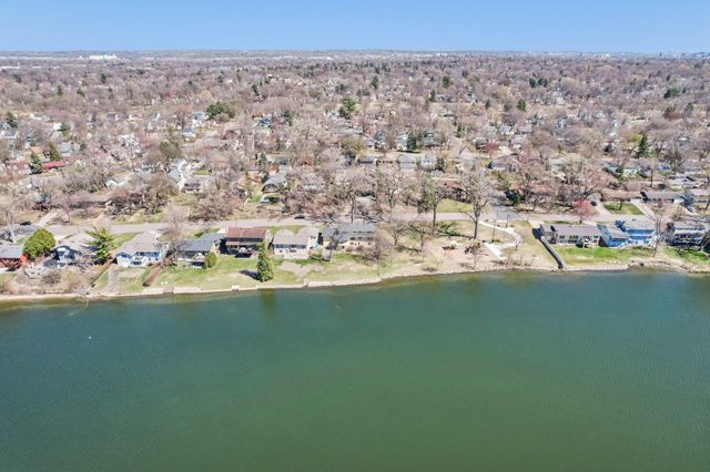 3921 Crystal Lake Boulevard, Robbinsdale, MN 55422