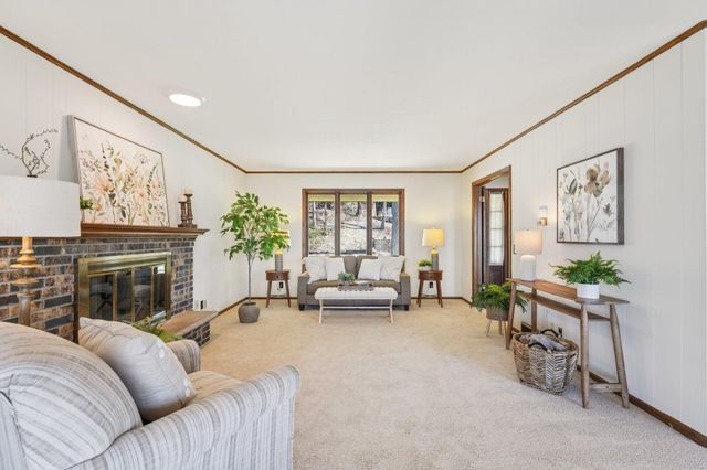 3921 Crystal Lake Boulevard, Robbinsdale, MN 55422