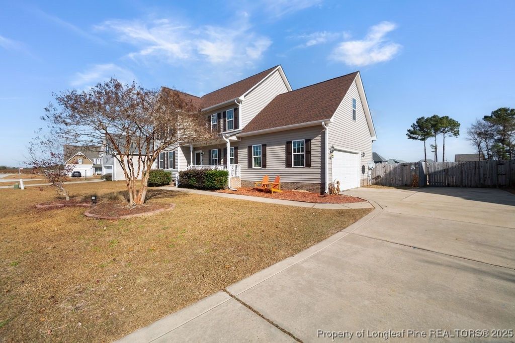 185 Sunflower Street, Raeford, NC 28376 — photo 2