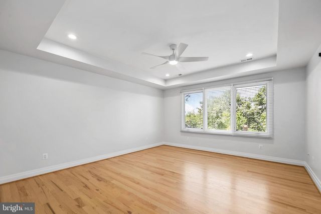 924 28TH ST S, Arlington, VA 22202