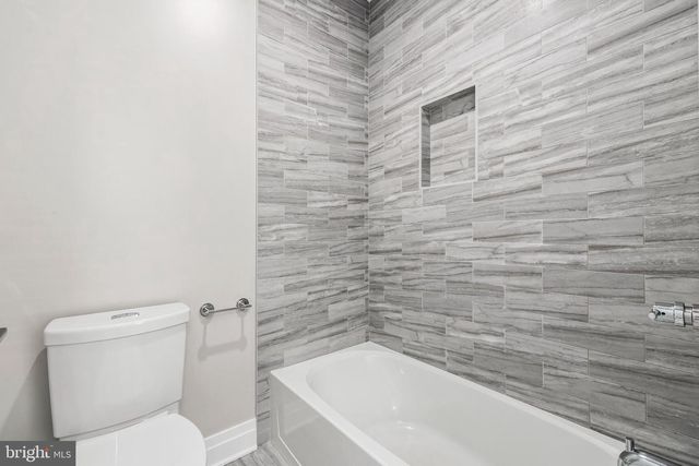 924 28TH ST S, Arlington, VA 22202