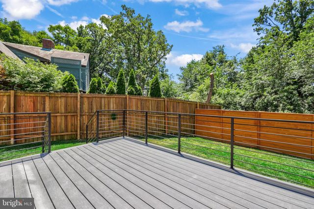 924 28TH ST S, Arlington, VA 22202