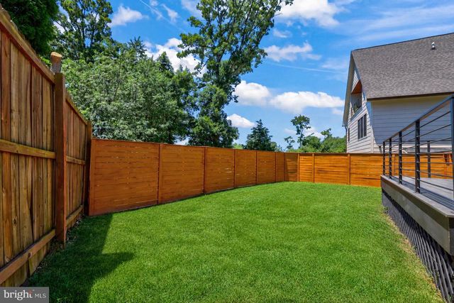 924 28TH ST S, Arlington, VA 22202