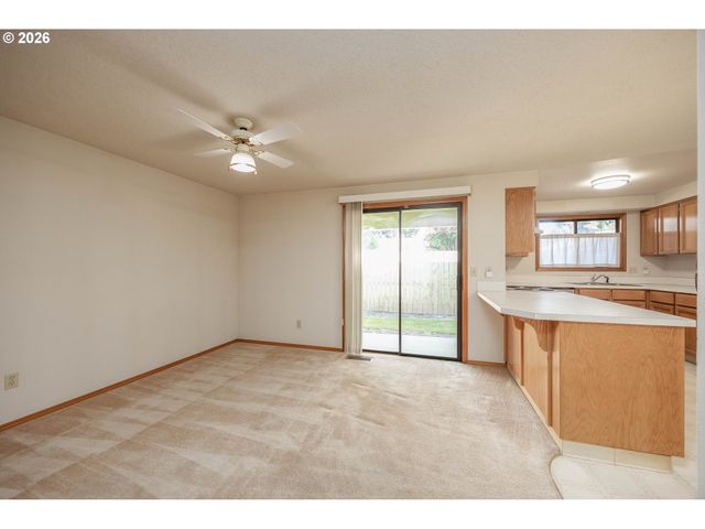 11020 Ne PRESCOTT St, Portland, OR 97220