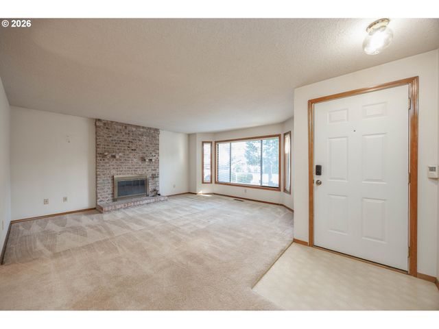 11020 Ne PRESCOTT St, Portland, OR 97220