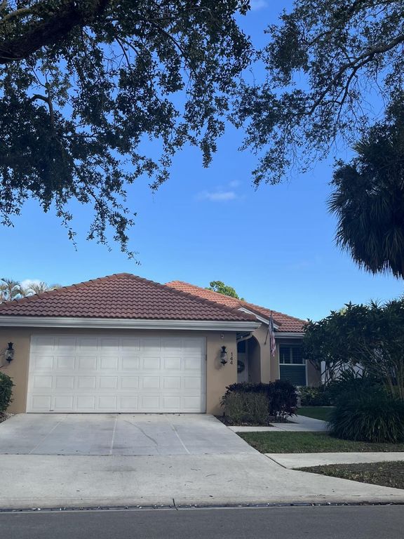 144 Hampton Circle, Jupiter, FL 33458