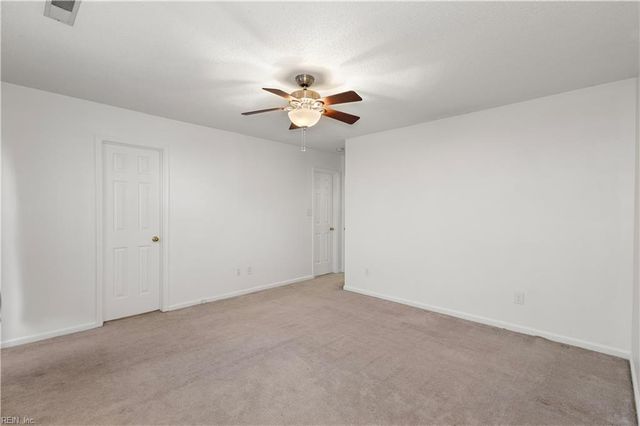 104 Corwin Cir, Hampton, VA 23666