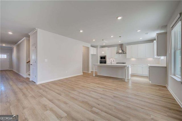 180 Dalston Cove, Stockbridge, GA 30281