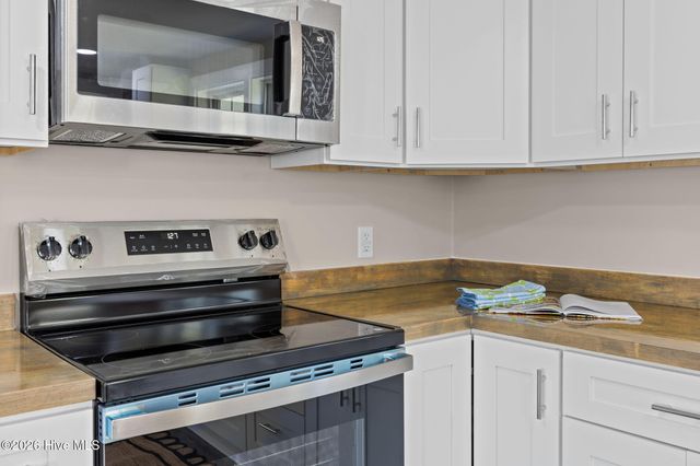 812 Grimes Road, Washington, NC 27889