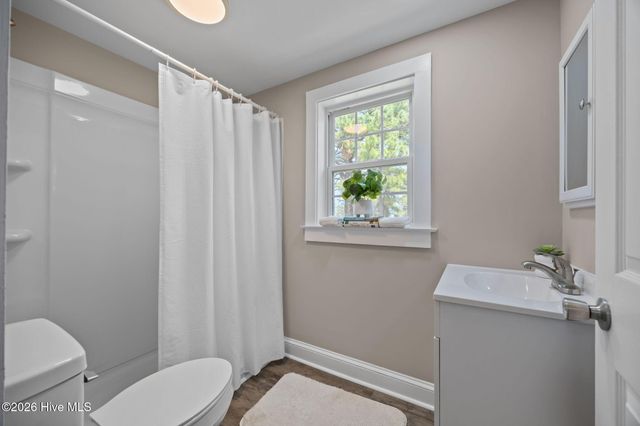 812 Grimes Road, Washington, NC 27889