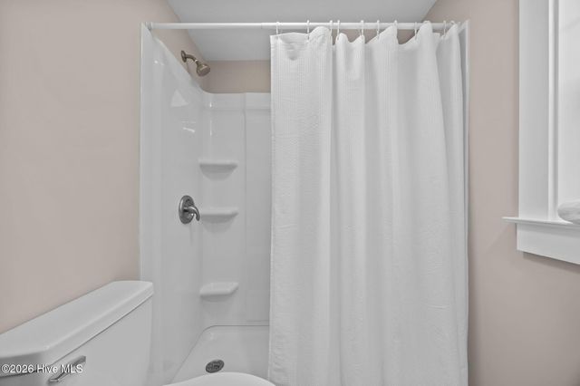 812 Grimes Road, Washington, NC 27889