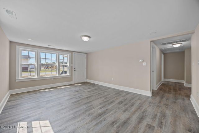 812 Grimes Road, Washington, NC 27889