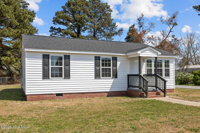 812 Grimes Road, Washington, NC 27889