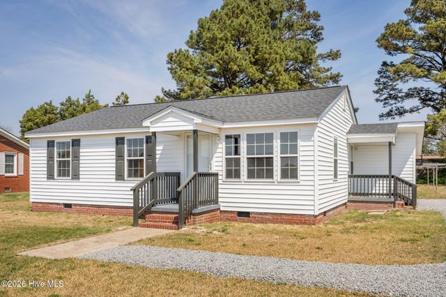 812 Grimes Road, Washington, NC 27889