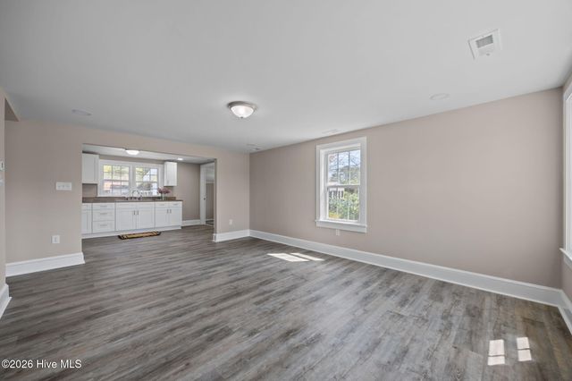 812 Grimes Road, Washington, NC 27889