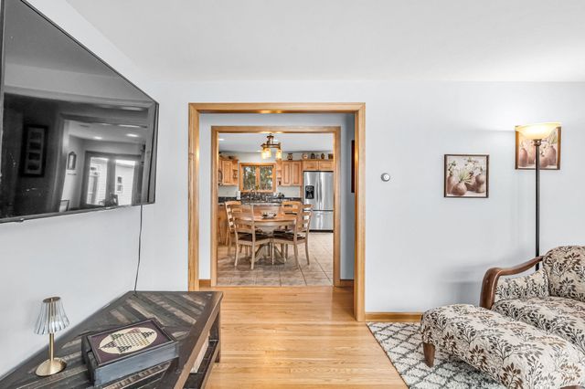 24 Laurel Street, Brattleboro, VT 05301