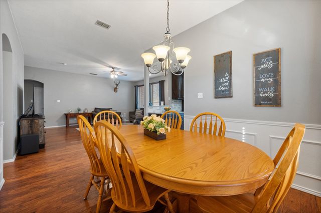 521 E Oak Street, Aledo, TX 76008