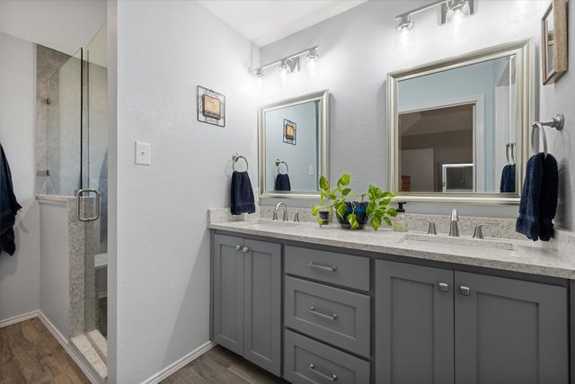 521 E Oak Street, Aledo, TX 76008