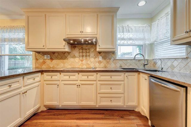11418 Cedarwood Drive, Humble, TX 77338