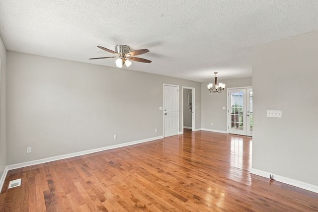 29 Ellis Childress Rd, Fayetteville, TN 37334