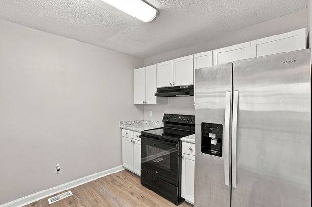 29 Ellis Childress Rd, Fayetteville, TN 37334