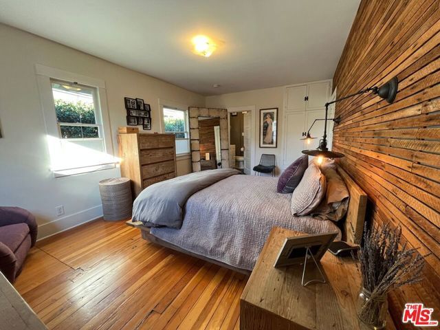 1315 N McCadden Place, Los Angeles, CA 90028