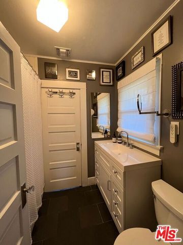 1315 N McCadden Place, Los Angeles, CA 90028