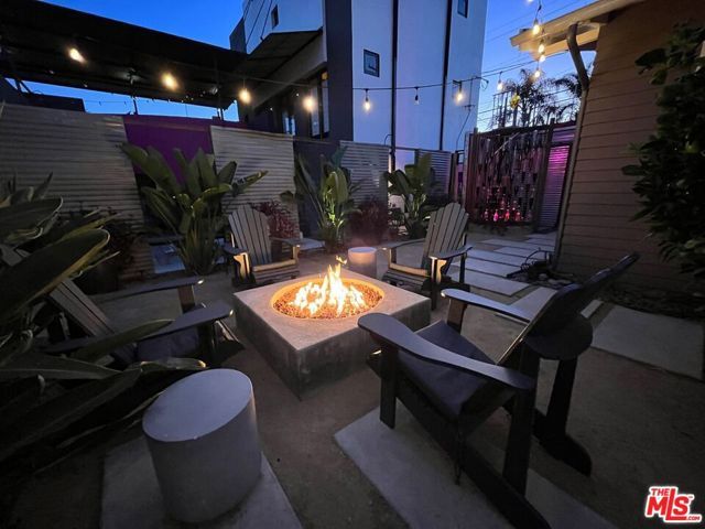 1315 N McCadden Place, Los Angeles, CA 90028