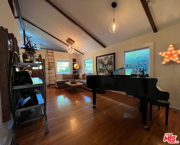 1315 N McCadden Place, Los Angeles, CA 90028