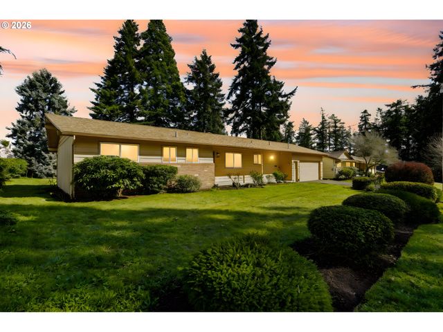 9925 Sw INEZ St, Portland, OR 97224