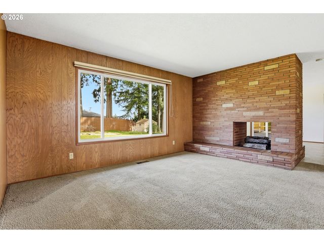 9925 Sw INEZ St, Portland, OR 97224