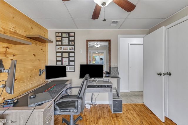 12104 Alton Drive, Grafton, OH 44044