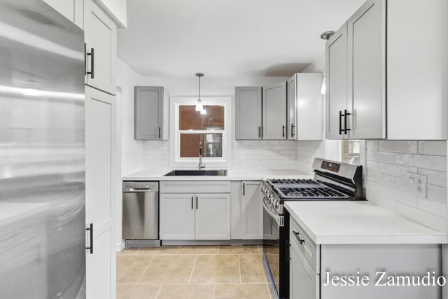 3041 Giddings Avenue Se, City Of Grand Rapids, MI 49508