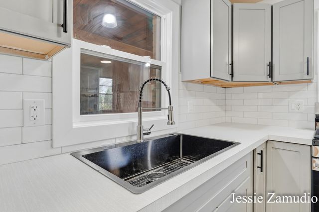 3041 Giddings Avenue Se, City Of Grand Rapids, MI 49508
