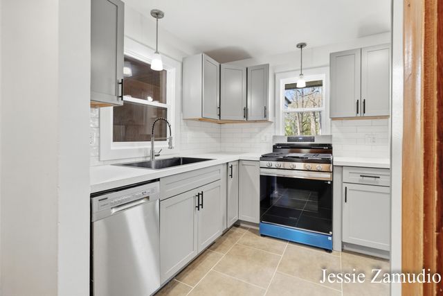 3041 Giddings Avenue Se, City Of Grand Rapids, MI 49508