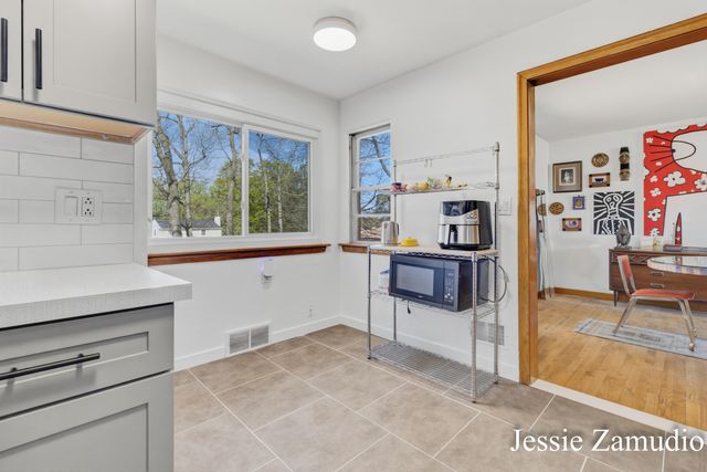 3041 Giddings Avenue Se, City Of Grand Rapids, MI 49508