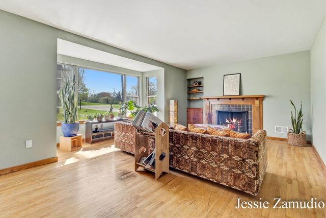 3041 Giddings Avenue Se, City Of Grand Rapids, MI 49508