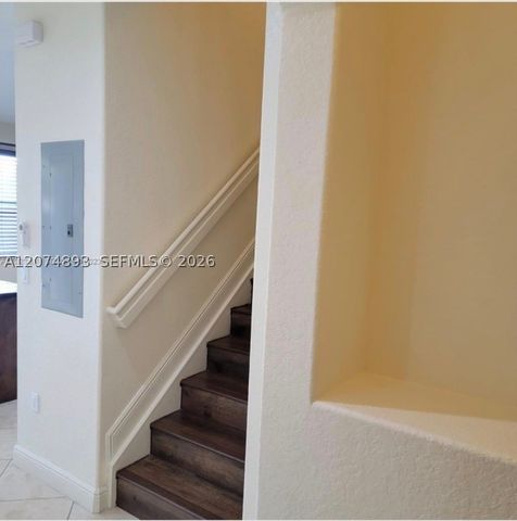 2851 W Prospect Rd 1006, Tamarac, FL 33309